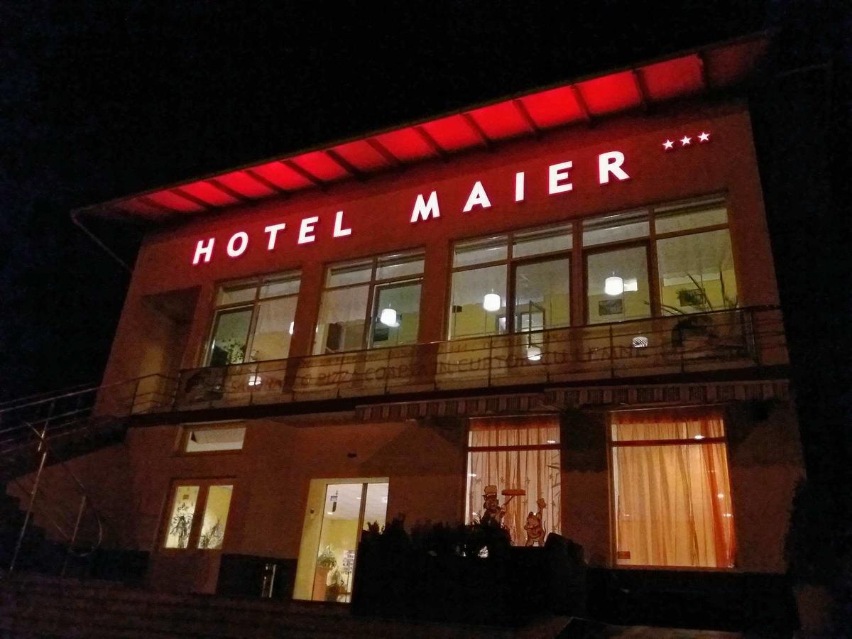 Hotel Maier ฮูเนโดอารา ภายนอก รูปภาพ