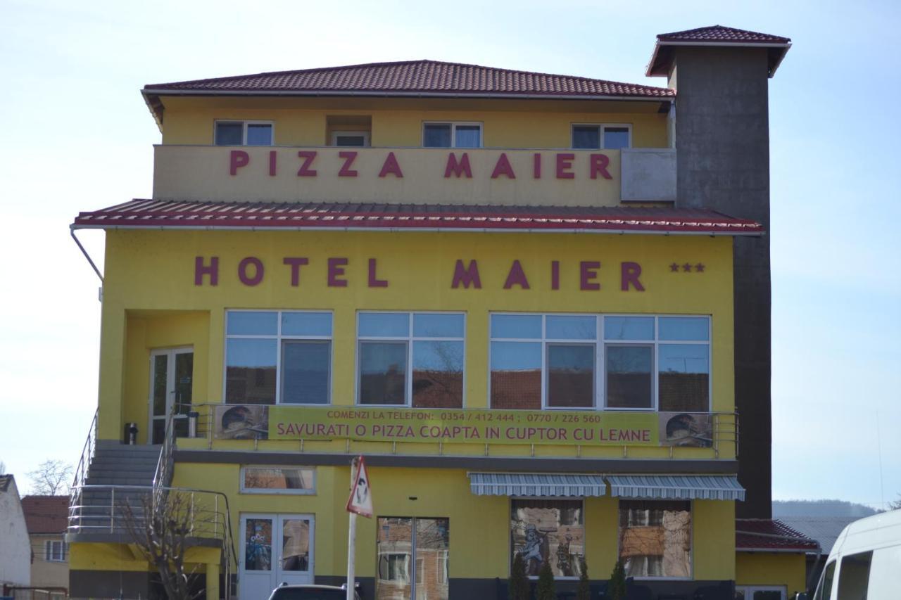 Hotel Maier ฮูเนโดอารา ภายนอก รูปภาพ